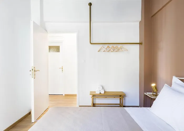 Phares Καλαμάτα